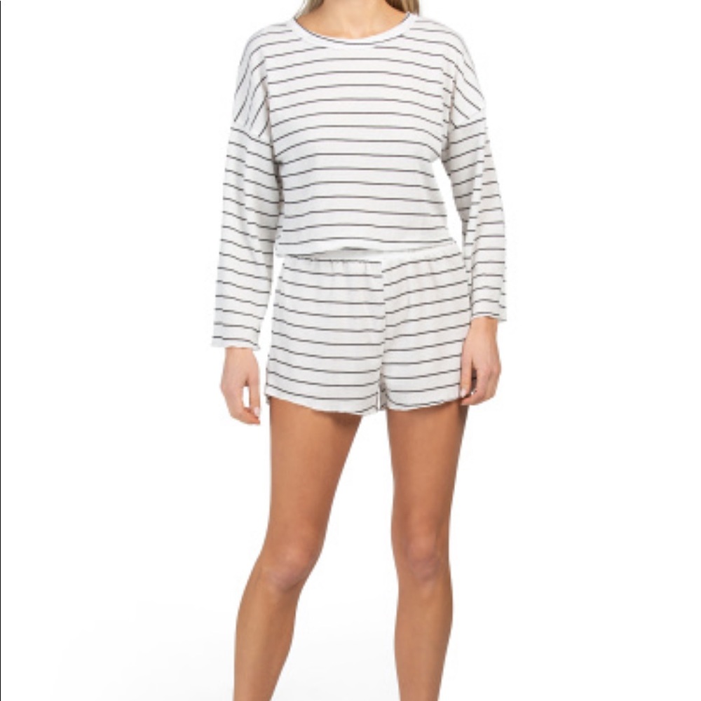 Poof juniors 2pc striped short set